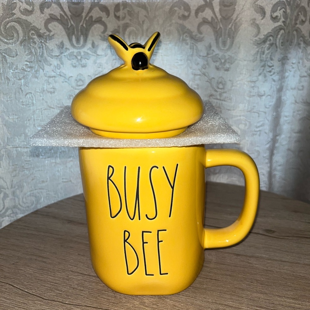 NEW RAE DUNN YELLOW BUSY BEE MUG CUP WITH BEE LID ARTISAN COLLECTION BY MAGENTA - Picture 6 of 6